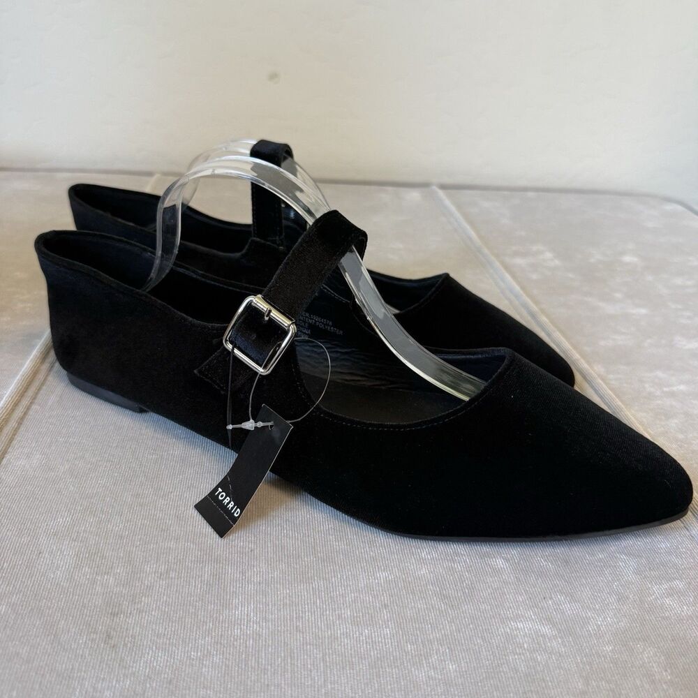 Torrid Black Velvet Buckle Mary Jane Ballet Flats Womens Size 13WW Goth Chic